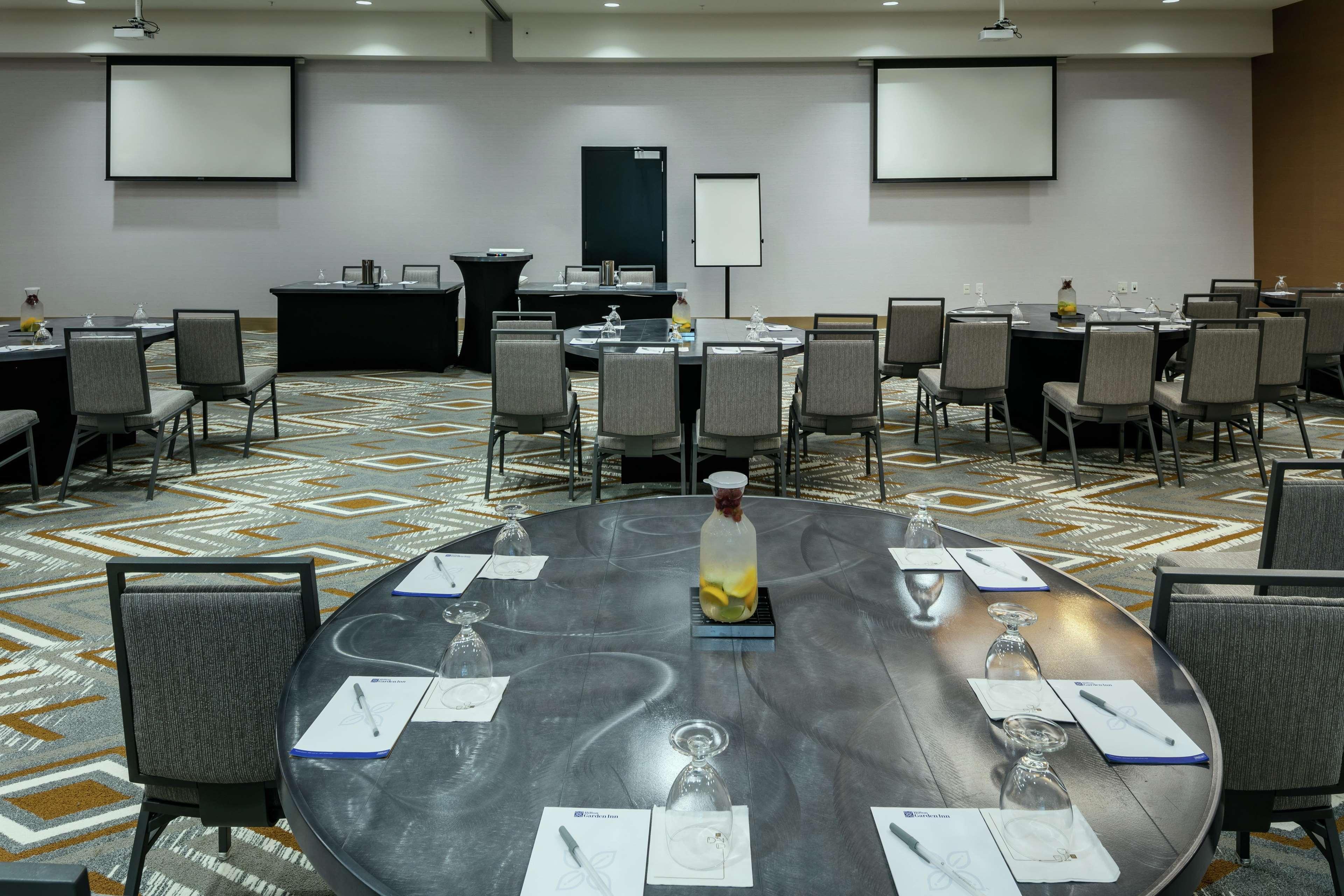 Hilton Garden Inn Seattle Bellevue Downtown, Wa מראה חיצוני תמונה