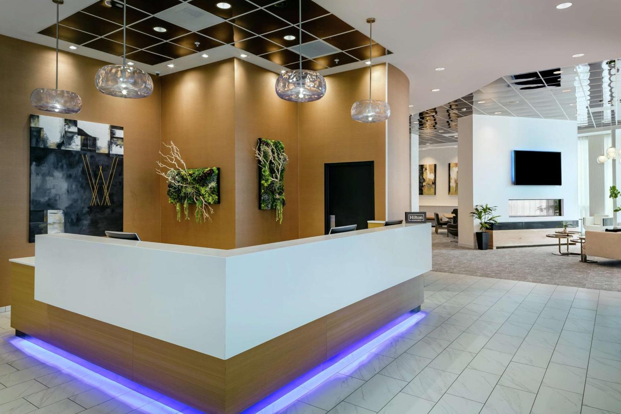 Hilton Garden Inn Seattle Bellevue Downtown, Wa מראה חיצוני תמונה