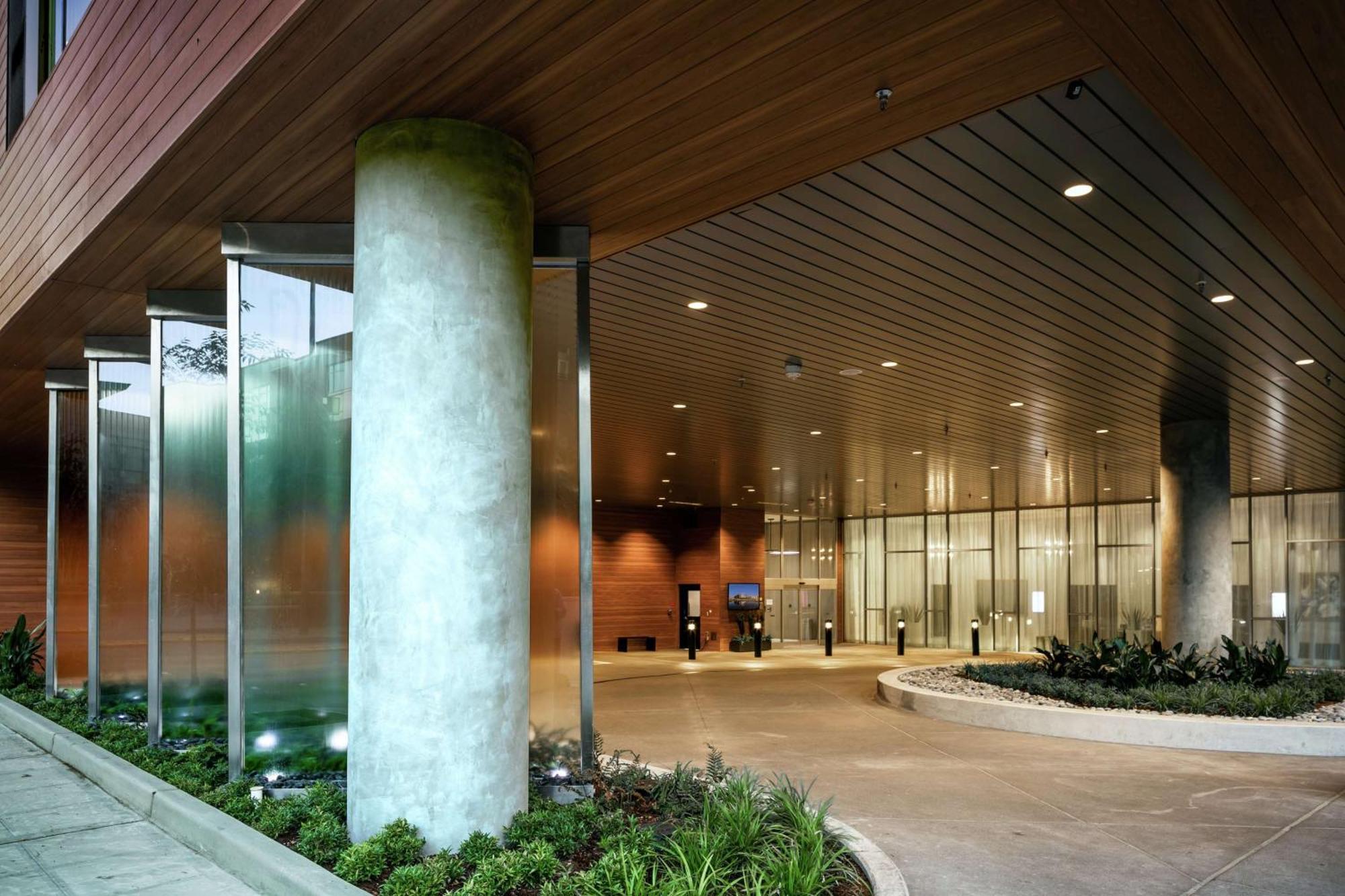 Hilton Garden Inn Seattle Bellevue Downtown, Wa מראה חיצוני תמונה